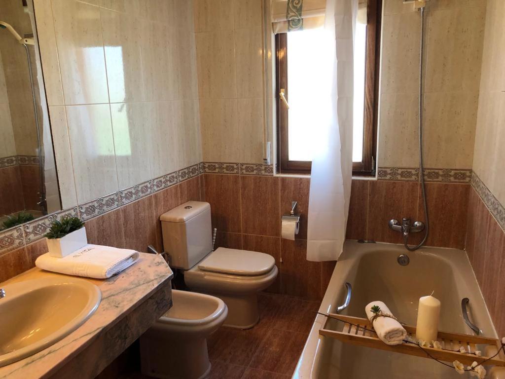 Hotel Rural El Vedal Muelas del Pan エクステリア 写真